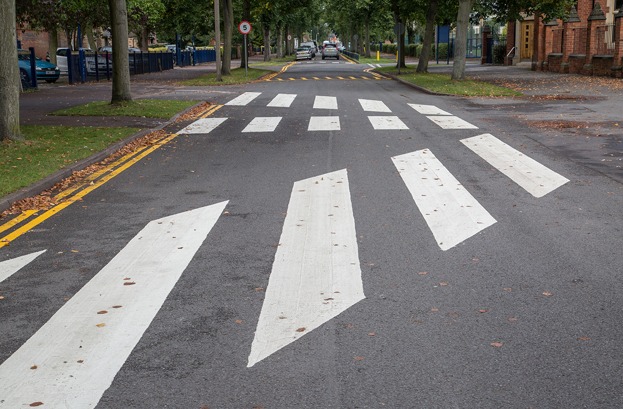 road-marking-white-lining-birmingham-clearway-midlands-ltd